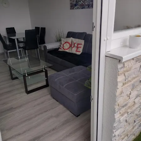 Kilato Apartman Apartment